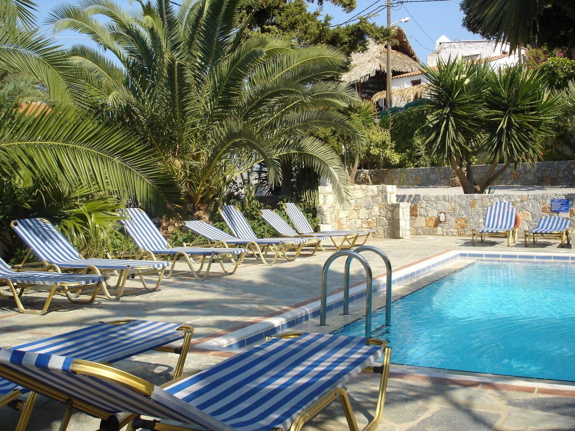 Maria Suites Platanés Exteriér fotografie
