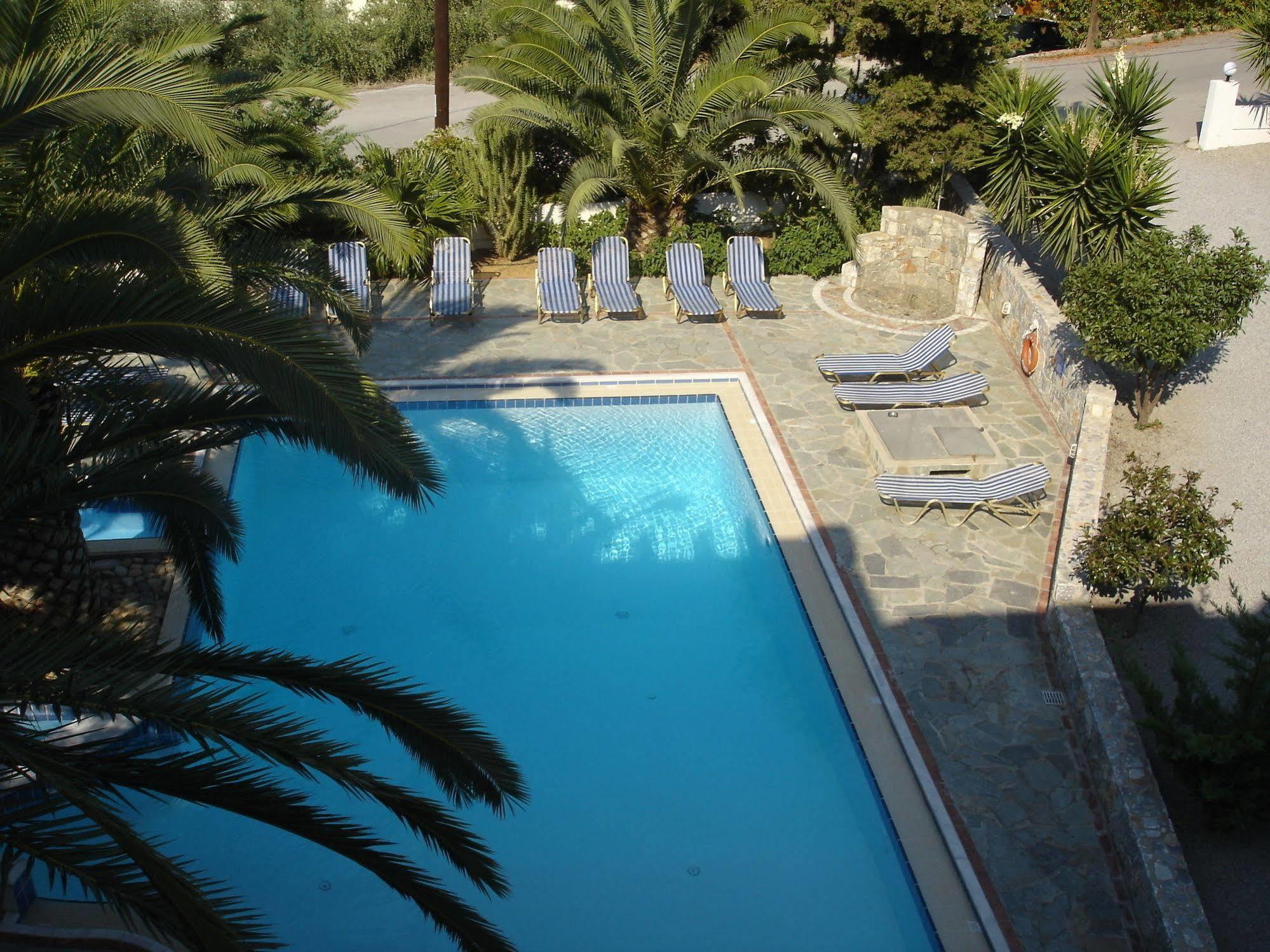 Maria Suites Platanés Exteriér fotografie